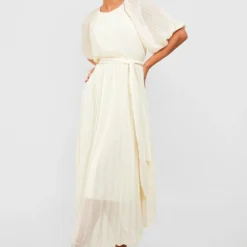 Robe Mi-longue Plissée à Manches Bouffantes