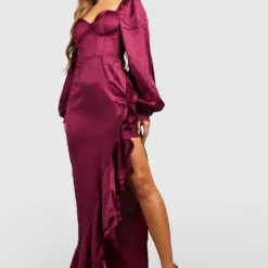 Robe Longue Satinée Style Corset à Volants