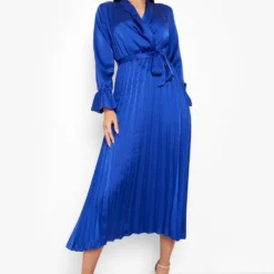 Robe Mi-longue Satinée Et Plissée