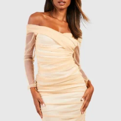 Robe Courte Moulante Froncée à épaules Dénudées