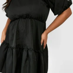 Grande Taille - Robe à Volants Et Manches Bouffantes -Pas Cher Vêtue Diva Magasin gzz03095 black xl 3 scaled