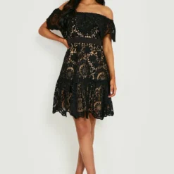 Tall - Robe Courte En Dentelle à Volants