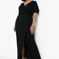 Grande Taille - Robe Longue Fendue à Manches Courtes