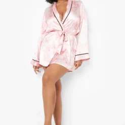 Grande Taille - Robe De Chambre Satinée à Imprimé Marbre -Pas Cher Vêtue Diva Magasin gzz07646 pink xl 2