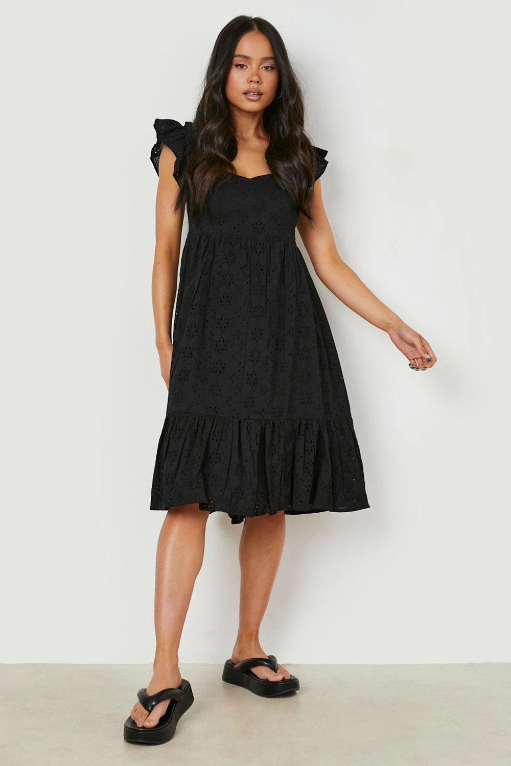 Petite - Robe Mi-longue En Broderie Anglaise à Col Bateau Et Manches Bouffantes 5 Petite - Robe Mi-longue En Broderie Anglaise à Col Bateau Et Manches Bouffantes – Image 3