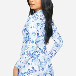 Petite - Robe Blazer à Imprimé Porcelaine 7 Petite - Robe Blazer à Imprimé Porcelaine -Pas Cher Vêtue Diva Magasin gzz12594 porcelain xl 1 scaled