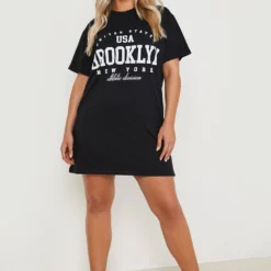 Grande Taille - Robe T-shirt Oversize à Slogan Brooklyn 8 Grande Taille - Robe T-shirt Oversize à Slogan Brooklyn -Pas Cher Vêtue Diva Magasin gzz12811 black xl 2