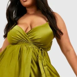 Grande Taille - Robe Croisée Satinée à Ceinture -Pas Cher Vêtue Diva Magasin gzz13892 chartreuse xl 3 scaled