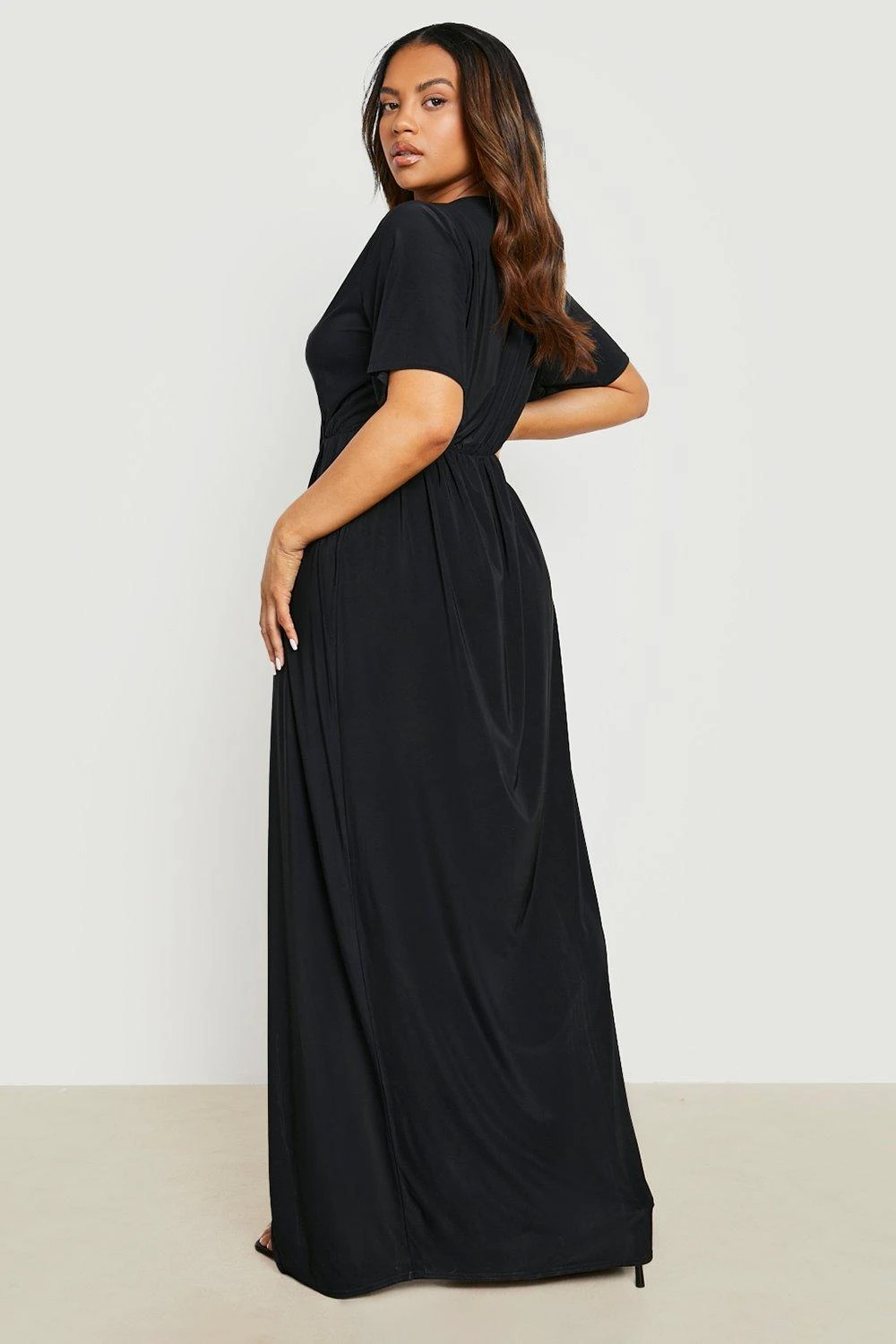 Grande Taille - Robe Portefeuille Soyeuse à Manches Larges 4 Grande Taille - Robe Portefeuille Soyeuse à Manches Larges – Image 2