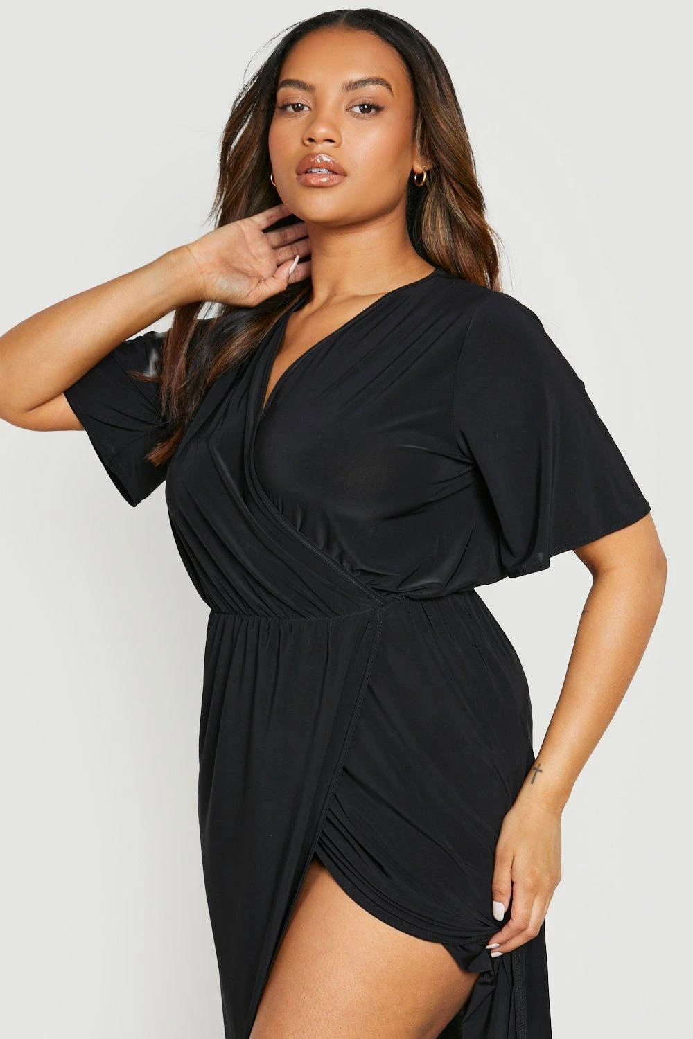 Grande Taille - Robe Portefeuille Soyeuse à Manches Larges 6 Grande Taille - Robe Portefeuille Soyeuse à Manches Larges – Image 4