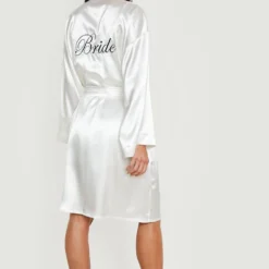 Ensemble Satiné à Broderie Bride Avec Nuisette Et Robe De Chambre