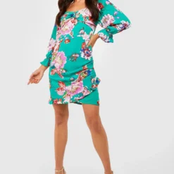 Robe Courte Satinée à Imprimé Floral -Pas Cher Vêtue Diva Magasin gzz18945 green xl 2