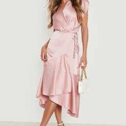 Robe Portefeuille Satinée à Volants