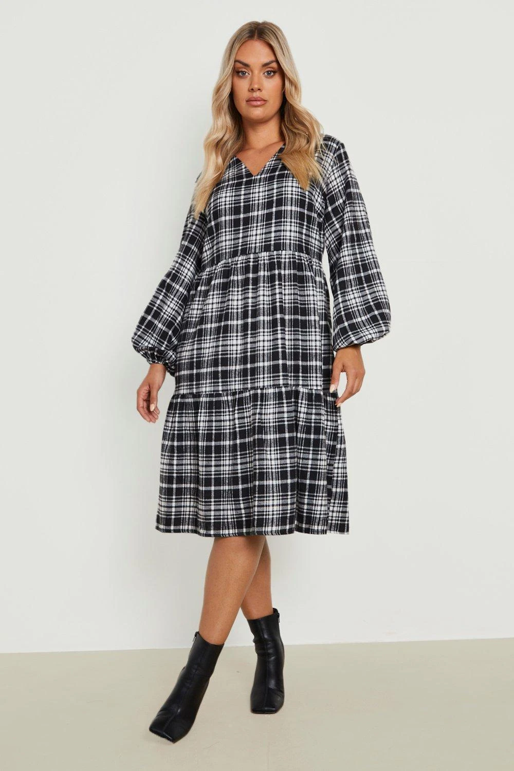 Grande Taille - Robe Mi-longue Froncée à Carreaux 3 Grande Taille - Robe Mi-longue Froncée à Carreaux