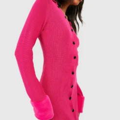 Robe Côtelée à Bordure En Fausse Fourrure -Pas Cher Vêtue Diva Magasin gzz20496 hot20pink xl 3 scaled