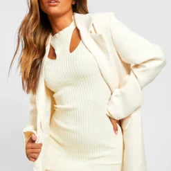 Robe Pull Côtelée à Découpes -Pas Cher Vêtue Diva Magasin gzz21626 ivory xl 3 scaled