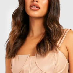 Robe Courte En Similicuir -Pas Cher Vêtue Diva Magasin gzz23070 taupe xl 3 scaled