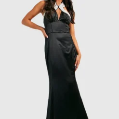 Petite - Robe Longue Satinée à Bordures Strassées