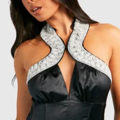 Petite - Robe Longue Satinée à Bordures Strassées -Pas Cher Vêtue Diva Magasin gzz23439 black xl 3