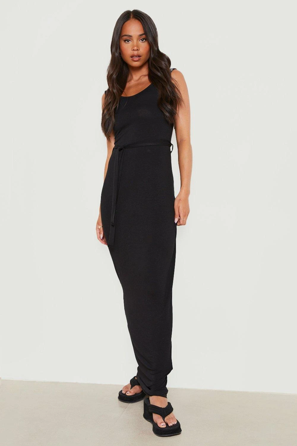 Petite - Robe à Col Rond Et Ceinture 5 Petite - Robe à Col Rond Et Ceinture – Image 3