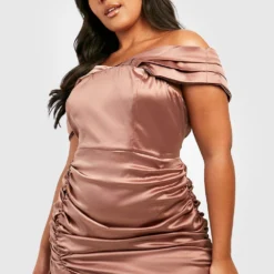 Grande Taille - Robe Portefeuille Satinée à épaules Dénudées -Pas Cher Vêtue Diva Magasin gzz24215 blush xl 2