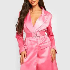 Robe Blazer Satinée à Ceinture