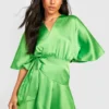 Petite - Robe Portefeuille Satinée à Volants -Pas Cher Vêtue Diva Magasin gzz27414 lime xl scaled