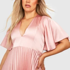 Grande Taille - Robe Longue Plissée Satinée -Pas Cher Vêtue Diva Magasin gzz28523 blush xl 3 scaled