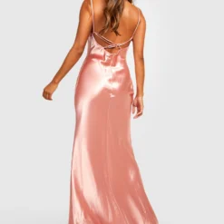 Robe Longue Satinée à Col Bénitier -Pas Cher Vêtue Diva Magasin gzz29268 pink xl 1 scaled