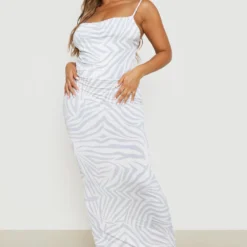 Grande Taille - Robe Longue Soyeuse à Col Bénitier Et Imprimé Zèbre