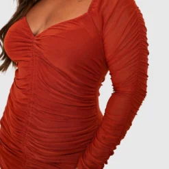 Grande Taille - Robe Courte Froncée En Mesh à Manches Longues -Pas Cher Vêtue Diva Magasin gzz31306 rust xl 3 scaled