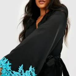 Petite - Robe Portefeuille En Dentelle à Manches évasées -Pas Cher Vêtue Diva Magasin gzz32390 black xl 3 scaled