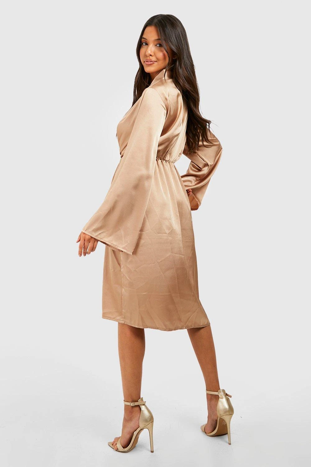 Robe Mi-longue Nouée Satinée à Manches Larges 4 Robe Mi-longue Nouée Satinée à Manches Larges – Image 2