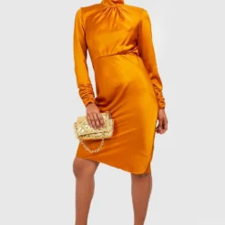 Robe Mi-longue Satinée Dos Nu -Pas Cher Vêtue Diva Magasin gzz33500 marigold xl 2