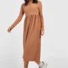 BOOHOO Robe Mi-longue Texturée Côtelée à Col Roulé -Pas Cher Vêtue Diva Magasin gzz33908 camel xl