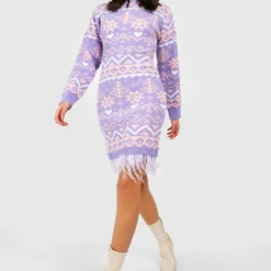 Robe Pull De Noël à Bordure En Plumes Premium