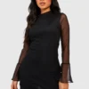 BOOHOO Petite - Robe Courte En Mesh à Col Montant