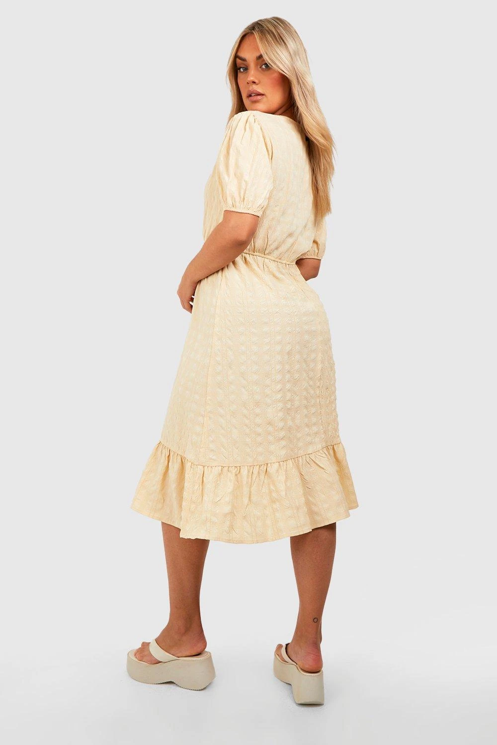 Grande Taille - Robe Portefeuille Mi-longue 4 Grande Taille - Robe Portefeuille Mi-longue – Image 2