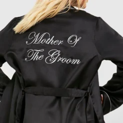 BOOHOO Robe De Chambre Satinée à Slogan -Pas Cher Vêtue Diva Magasin gzz38639 black xl 3