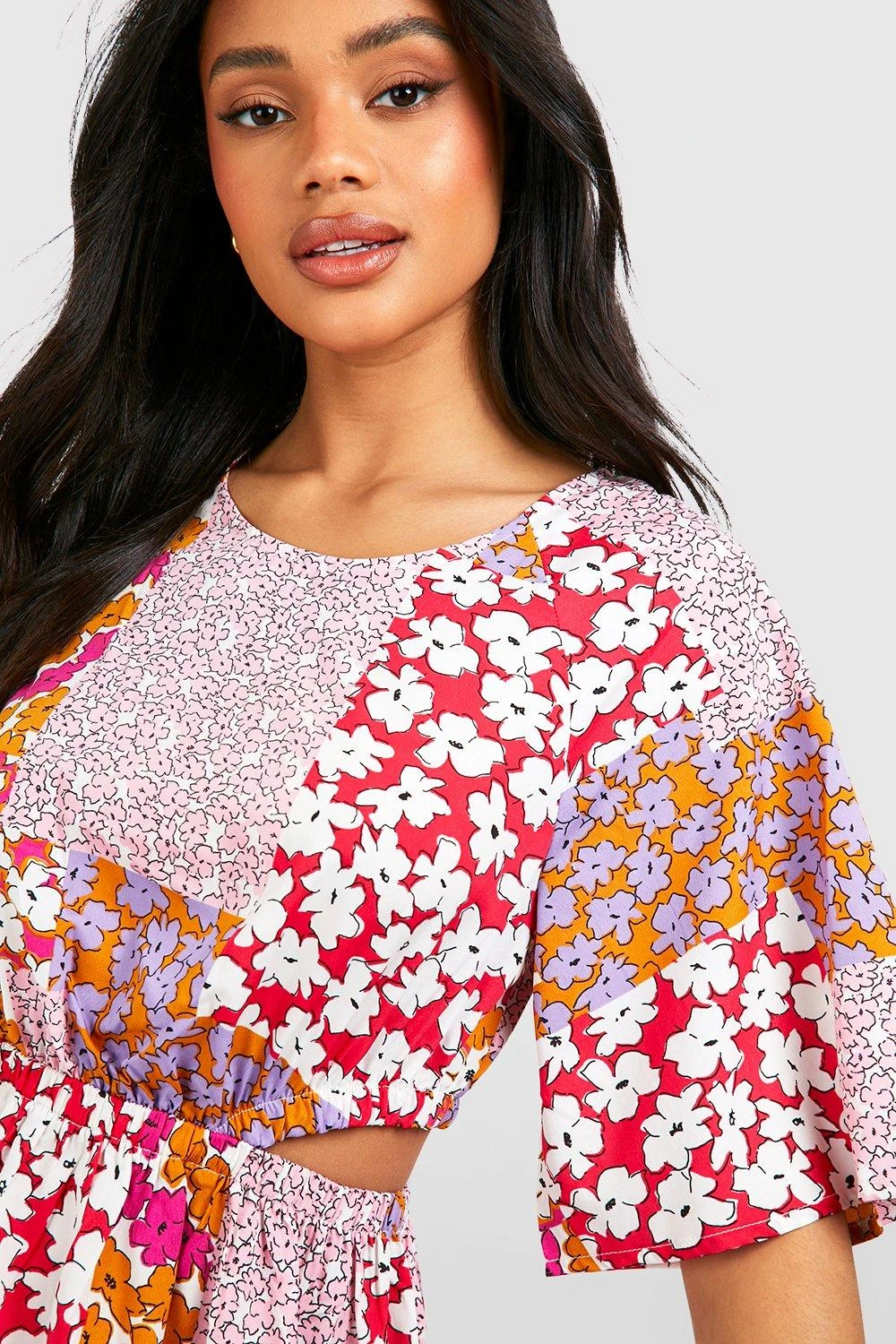 Robe Mi-longue Fleurie à Manches Larges 6 Robe Mi-longue Fleurie à Manches Larges – Image 4