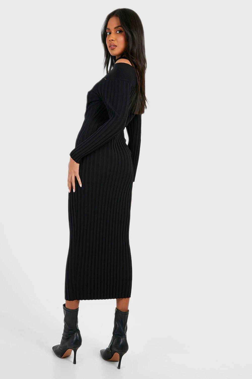 Robe Pull Premium à Col Bateau 4 Robe Pull Premium à Col Bateau – Image 2