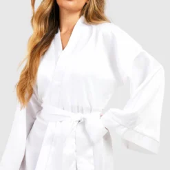Robe De Chambre Satinée à Slogan Wifey -Pas Cher Vêtue Diva Magasin gzz40730 white xl 2