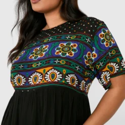 Grande Taille - Robe Babydoll à Imprimé Rétro -Pas Cher Vêtue Diva Magasin gzz40879 black xl 3 scaled