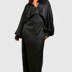 Grande Taille - Robe Longue Satinée Décolletée