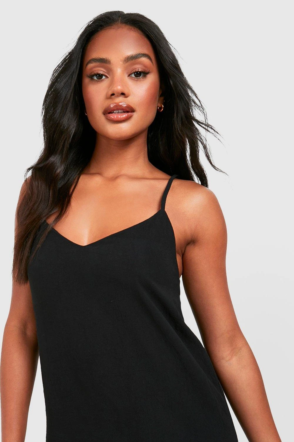 Robe Babydoll En Lin à Col V 6 Robe Babydoll En Lin à Col V – Image 4