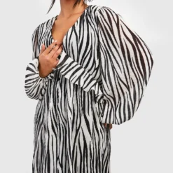 Grande Taille - Robe Patineuse Zébrée à Volants -Pas Cher Vêtue Diva Magasin gzz42899 black xl 2