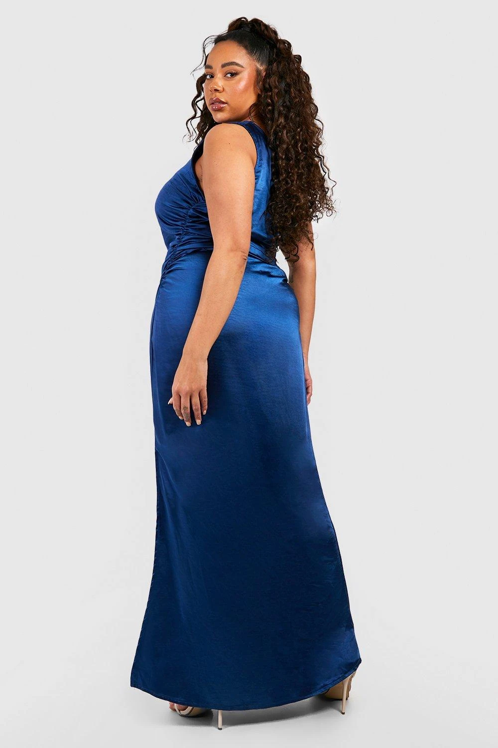 Grande Taille - Robe Asymétrique Satinée 4 Grande Taille - Robe Asymétrique Satinée – Image 2