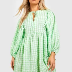 BOOHOO Grande Taille - Robe Texturée à Imprimé Vichy