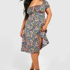 BOOHOO Grande Taille - Robe Mi-longue Fleurie Fendue à Manches Bouffantes