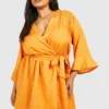 Grande Taille - Robe Portefeuille à Pois Et Volants -Pas Cher Vêtue Diva Magasin gzz46269 camel xl scaled